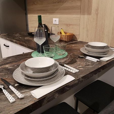 Ared-Atrium Mall Chrysflatty3 Premium Apartment 60Mp 阿拉德 外观 照片