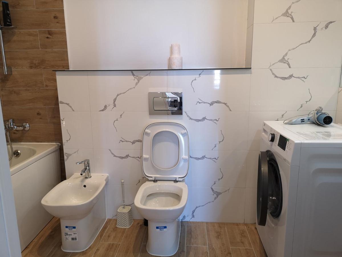 Ared-Atrium Mall Chrysflatty3 Premium Apartment 60Mp 阿拉德 外观 照片