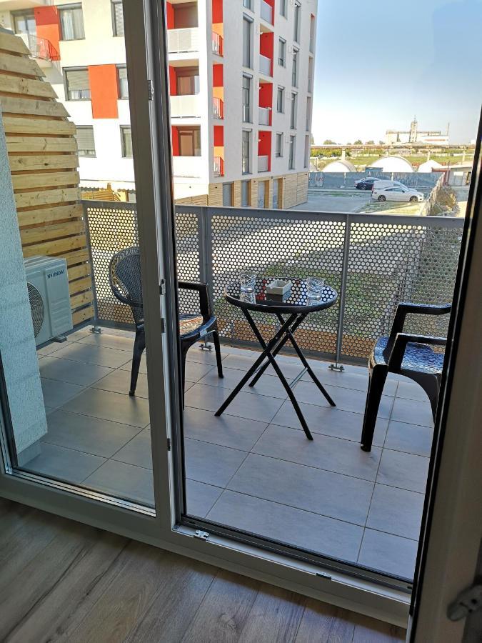 Ared-Atrium Mall Chrysflatty3 Premium Apartment 60Mp 阿拉德 外观 照片