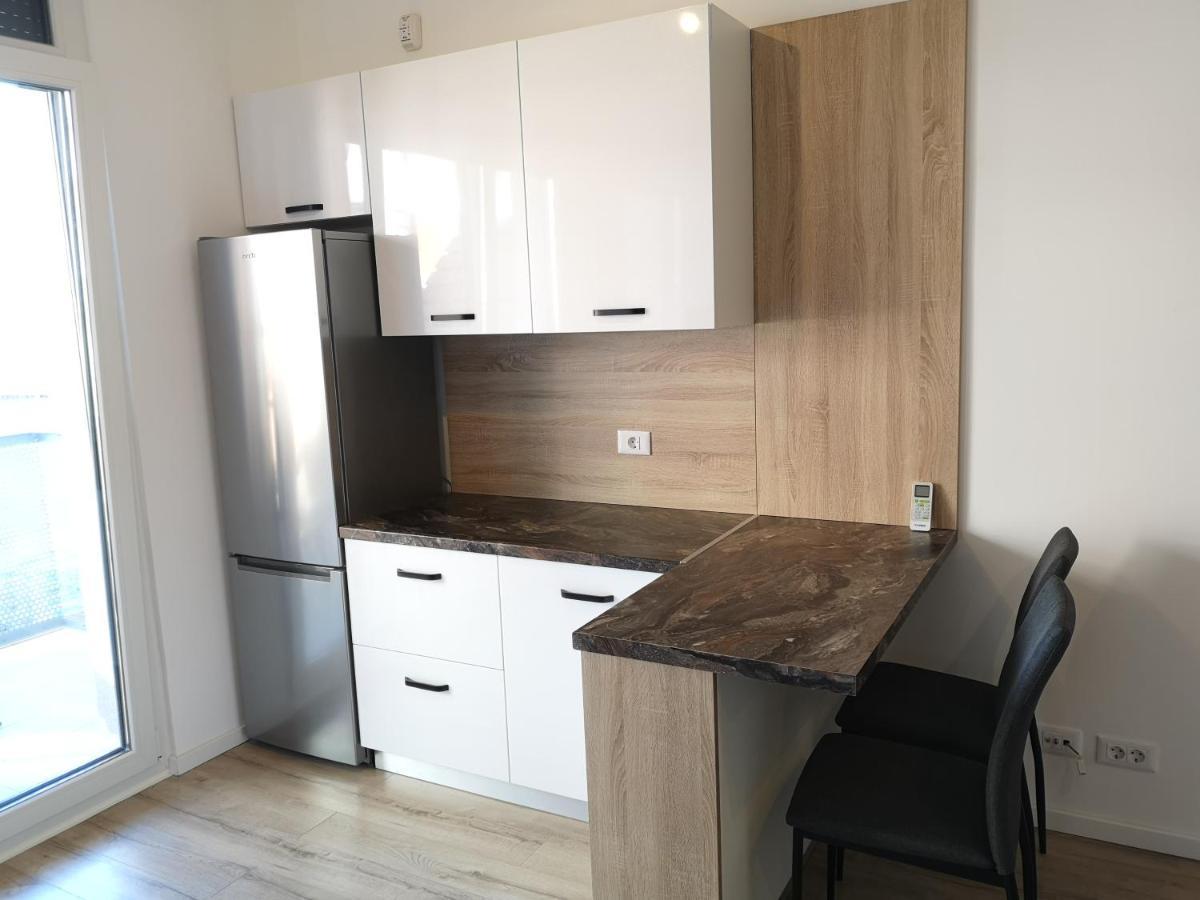 Ared-Atrium Mall Chrysflatty3 Premium Apartment 60Mp 阿拉德 外观 照片